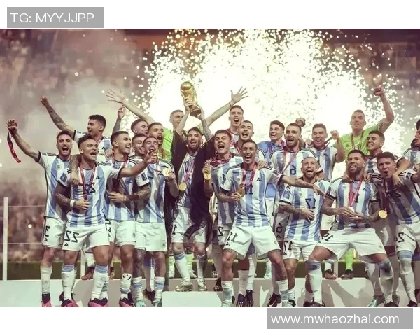 那些在逆境中崛起的传奇足球球星排名榜单揭秘