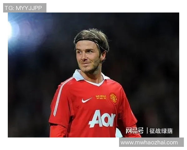 银河足球队明星球员合影展现球场英姿风采及荣耀时刻